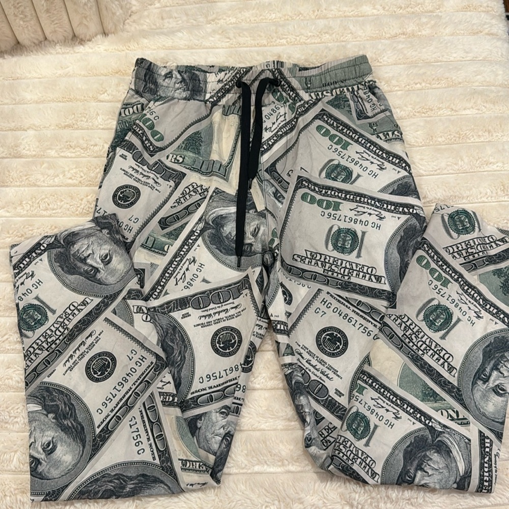 Fashion nova printed joggers size medium